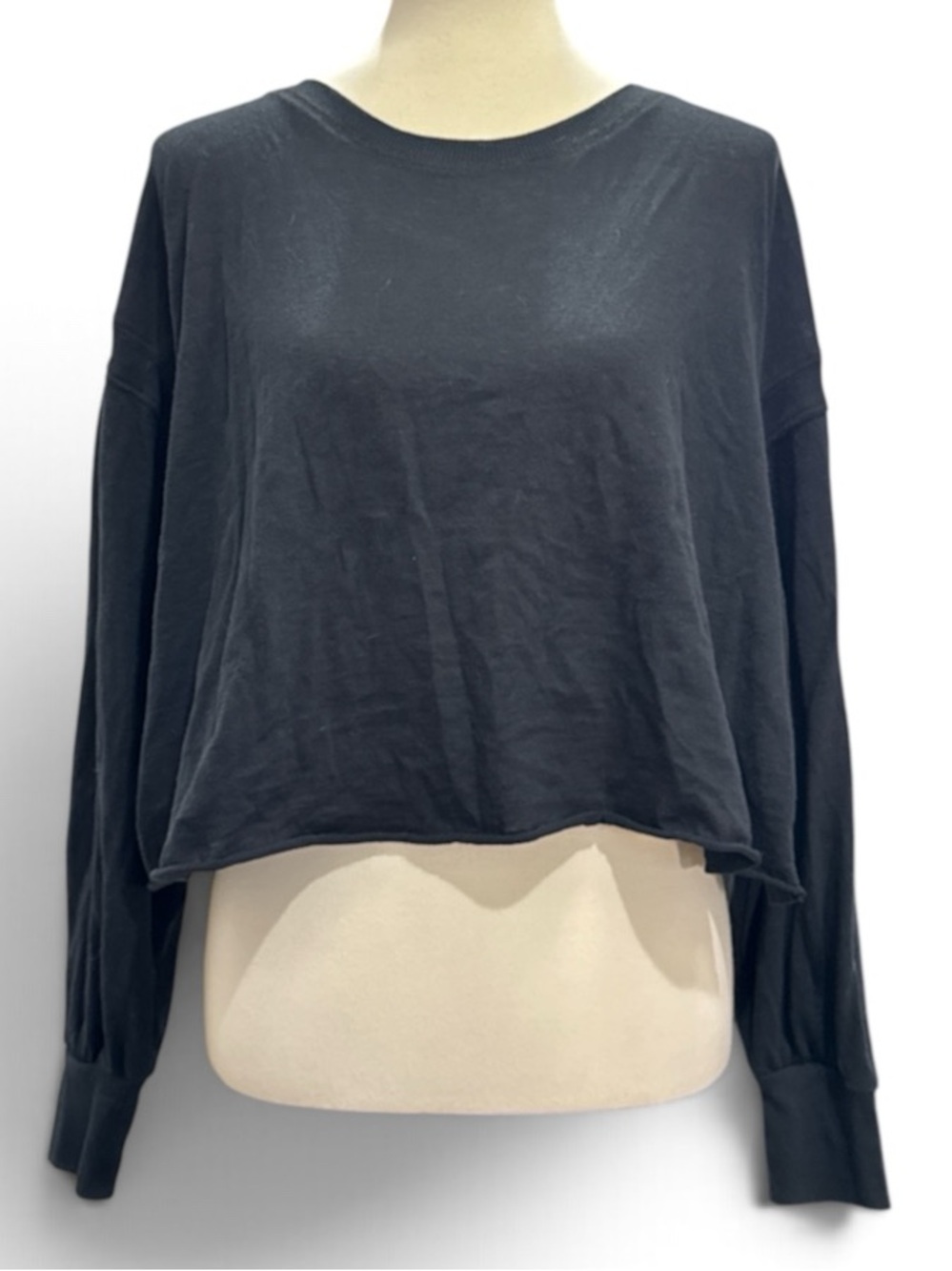 Sundry Black Cropped Long Sleeve Tee #794